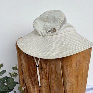 SOLD : The North Face : Horizon Breeze Brimmer Hat : S-M